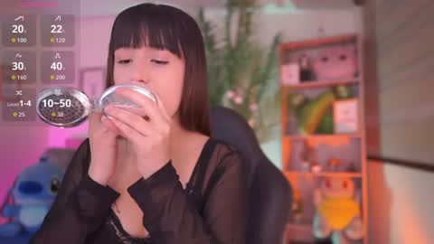 dakotaa online show from June 27, 2:23 pm