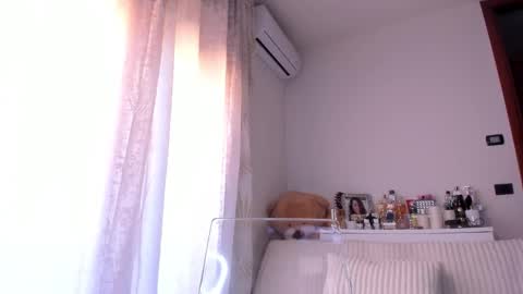 dakotadaimon online show from March 13, 10:40 am