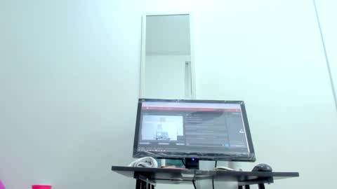  Ren  online show from February 19, 6:33 am