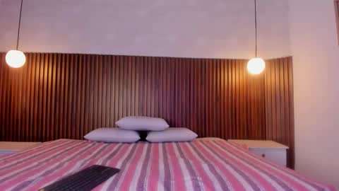 dalia_moon_ online show from December 17, 12:01 pm