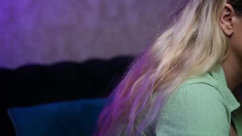  Dalia  online show from April 26, 7:22 pm