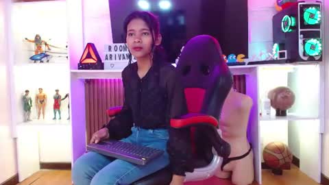 dalila online show from June 16, 7:29 pm
