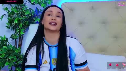 daliyaa_ online show from July 6, 3:03 pm