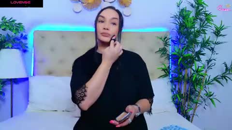 daliyaa_ online show from July 2, 12:10 pm