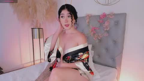 Dalyla online show from April 25, 1:41 pm