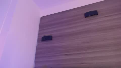         online show from March 5, 6:22 am