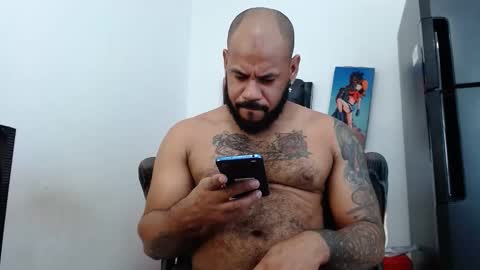 damian64436171 online show from January 8, 6:25 pm