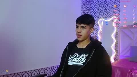 damian_tay online show from May 25, 12:00 pm