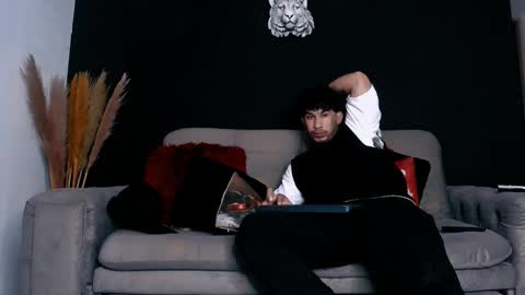 INSTAGRAM  DAMMIANMILLEROFICIAL online show from December 3, 12:20 am