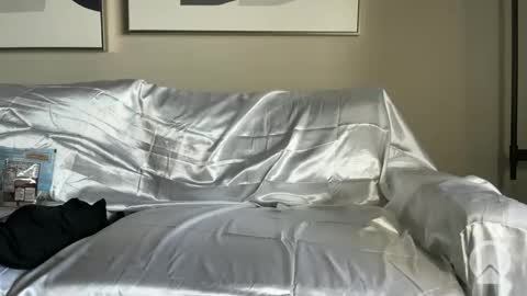 Clyde online show from March 1, 4:55 pm