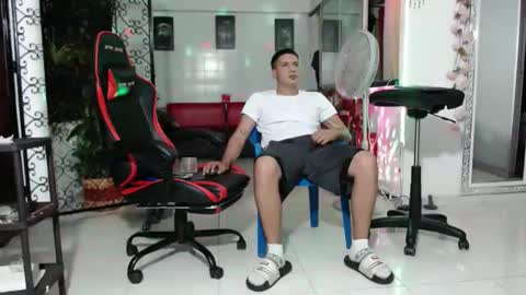 damyan_2003 online show from January 5, 1:13 am