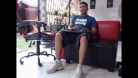 damyan_2003 online show from January 9, 8:33 pm