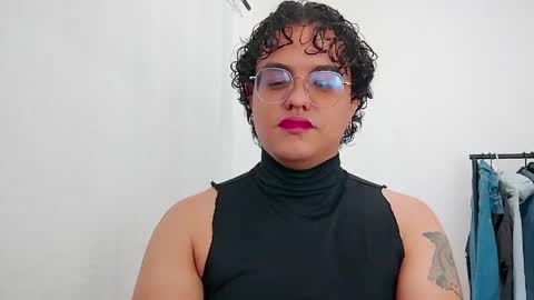 Diane Blosson online show from April 28, 1:14 am