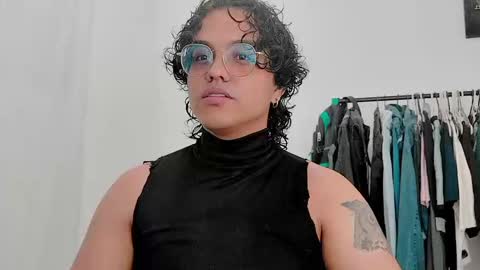 Diane Blosson online show from March 18, 10:15 pm