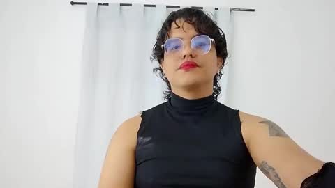 Diane Blosson online show from February 3, 12:51 am