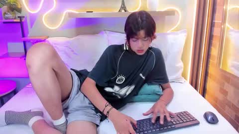 Snapshot of dan_copers chatting on October 17, 2:10 pm D A N online show from October 17, 2:10 pm