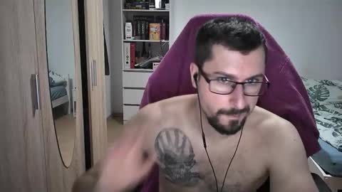 King Dan online show from November 1, 9:14 pm