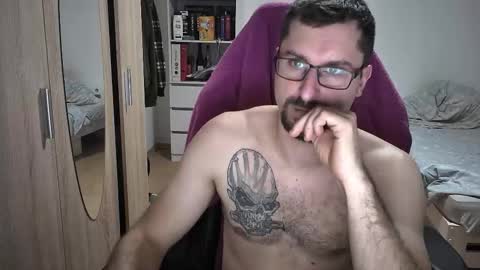 King Dan online show from October 23, 7:15 pm