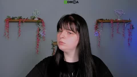 dana_cute1_ online show from May 12, 8:56 am