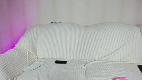 danajhonson online show from May 11, 4:26 pm