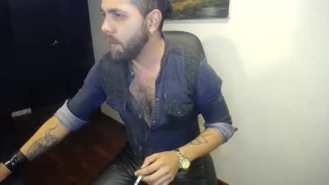 Snapshot of danbury44 chatting on October 12, 11:50 pm danbury online show from October 12, 11:50 pm