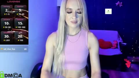 dances_queen online show from July 13, 7:23 am