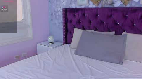 Daniela online show from February 9, 2:40 pm