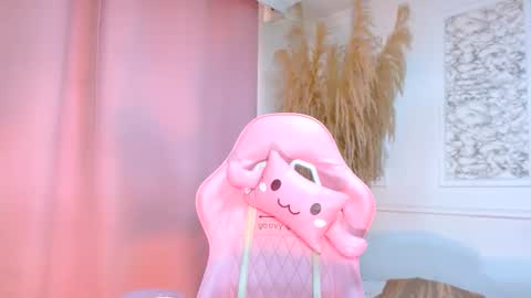 Danella Houston online show from July 21, 6:32 pm