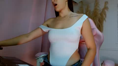 Danella Houston online show from June 14, 10:23 pm