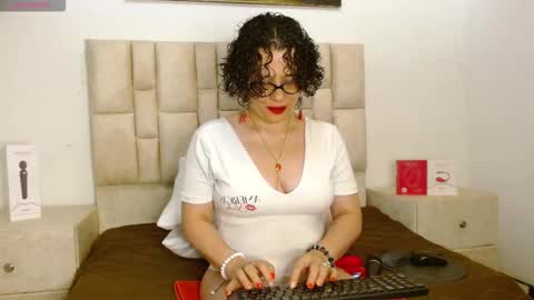 Snapshot of daneshka_naughty chatting on September 8, 11:15 pm DANESHKA online show from September 8, 11:15 pm