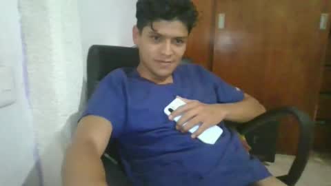 dani_daniel656119 online show from March 3, 10:22 am