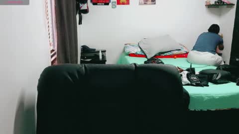 dani y jocelyn online show from November 3, 8:54 pm