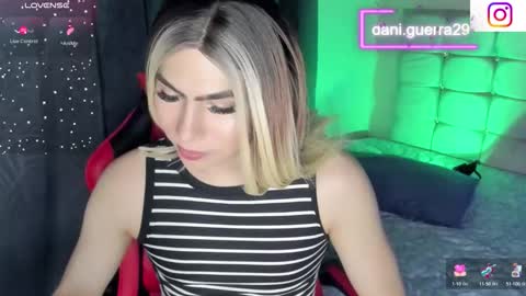 dani online show from April 30, 7:13 am
