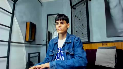 dani_mc online show from November 30, 12:01 pm