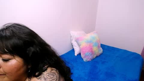     online show from April 22, 9:55 pm