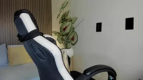 Dania online show from September 27, 3:04 am