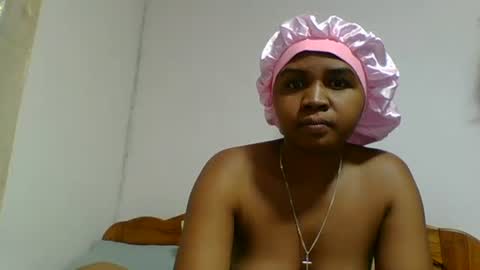 Snapshot of danie80704 chatting on October 8, 8:04 pm danie80704 online show from October 8, 8:04 pm