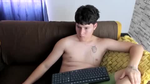 daniel_leon_c online show from June 22, 6:48 pm