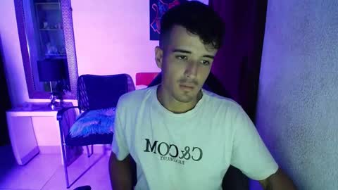 daniel_velez26 online show from November 25, 12:31 am