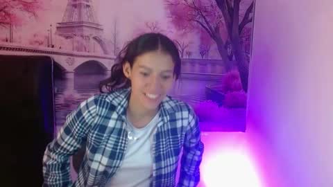 Snapshot of daniela_rivasth chatting on March 9, 6:39 am danielarivasth online show from March 9, 6:39 am