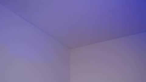 Snapshot of daniela_valencia chatting on December 12, 4:32 pm Lucia online show from December 12, 4:32 pm