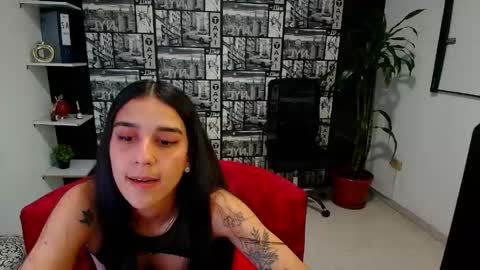 danielamonroe online show from May 2, 12:38 am