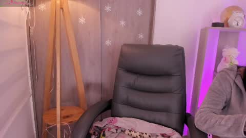 Danielle Rose online show from July 24, 11:13 pm