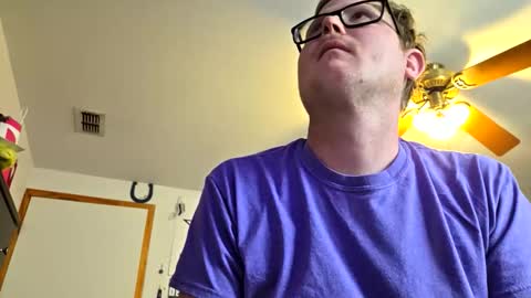 Daniel    y. online show from November 17, 8:00 pm