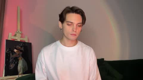 danieltuckerr online show from November 29, 11:01 pm