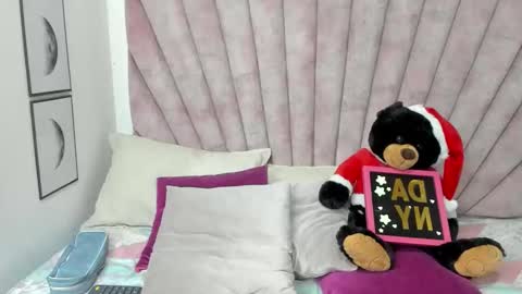 DaniiBelluci  online show from December 21, 5:58 am