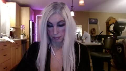 DanikaWhite69 online show from July 12, 2:20 pm