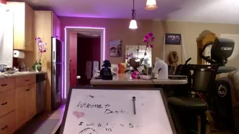 DanikaWhite69 online show from June 24, 1:51 pm