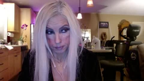 DanikaWhite69 online show from May 4, 1:39 pm