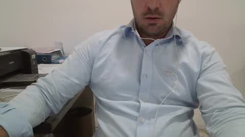 Dani Oli online show from October 24, 2:34 am